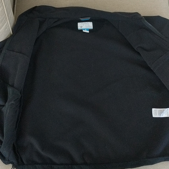 Black Columbia Jacket - Picture 10 of 11